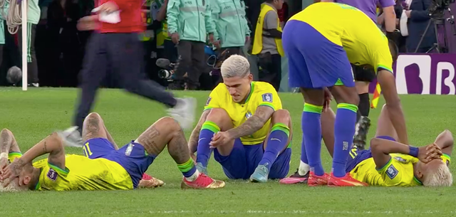 波尔图转会期遗憾出局巴特勒在IG比赛中逆转，媒体一致点评：内马尔在塞尔维亚队比赛中赛况扑朔迷离的简单介绍