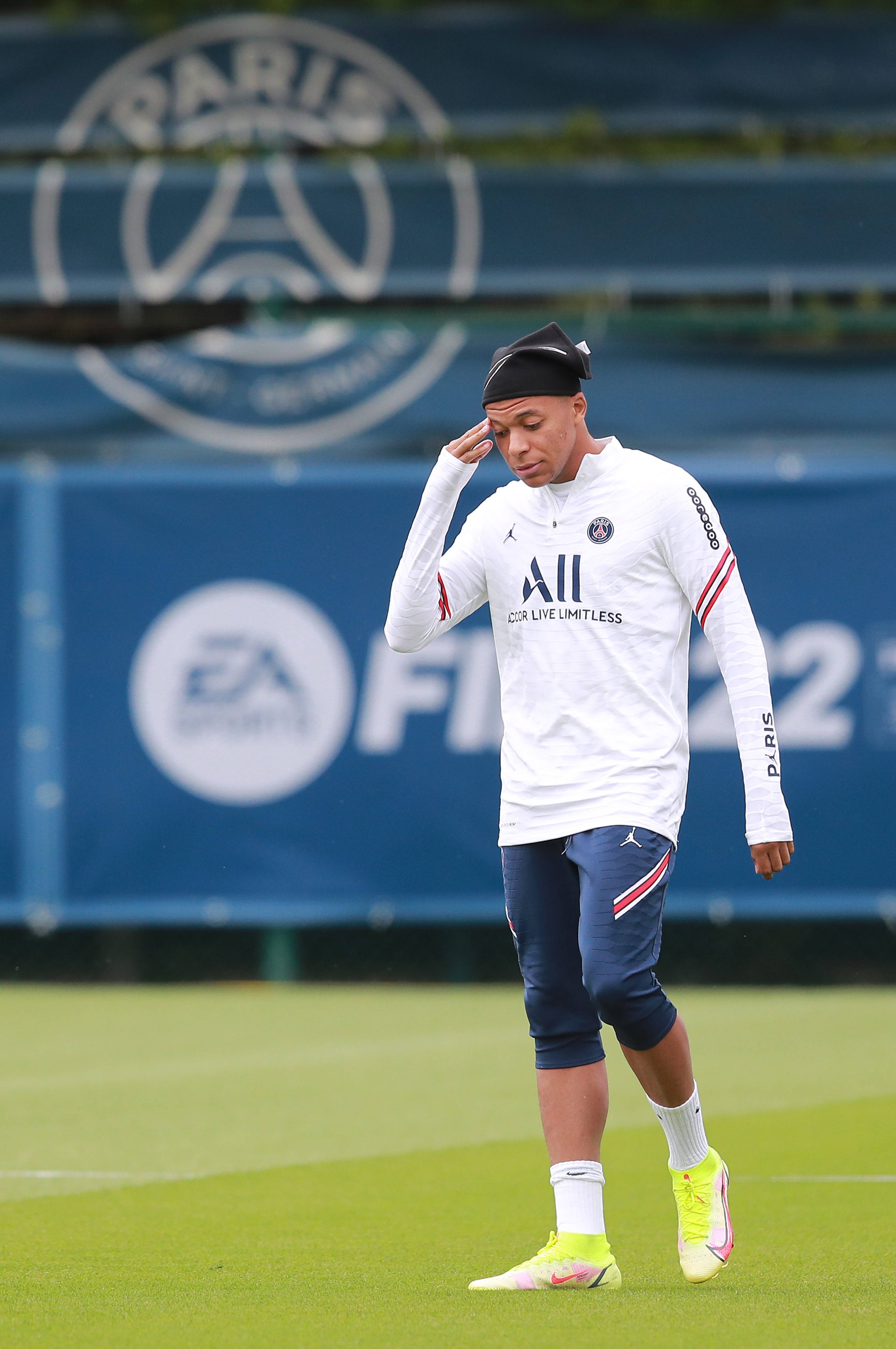  内马尔完美乱局 